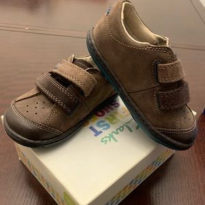 Kids shoes